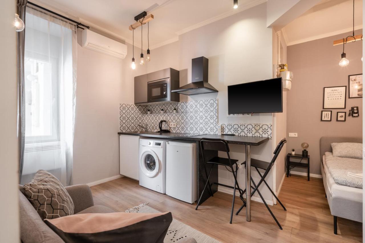 D71 Superior Apartments, Best Location, By Bqa บูดาเปสต์ ภายนอก รูปภาพ